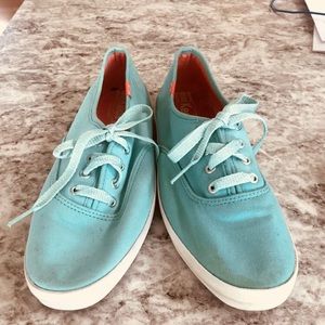 Sea foam Keds